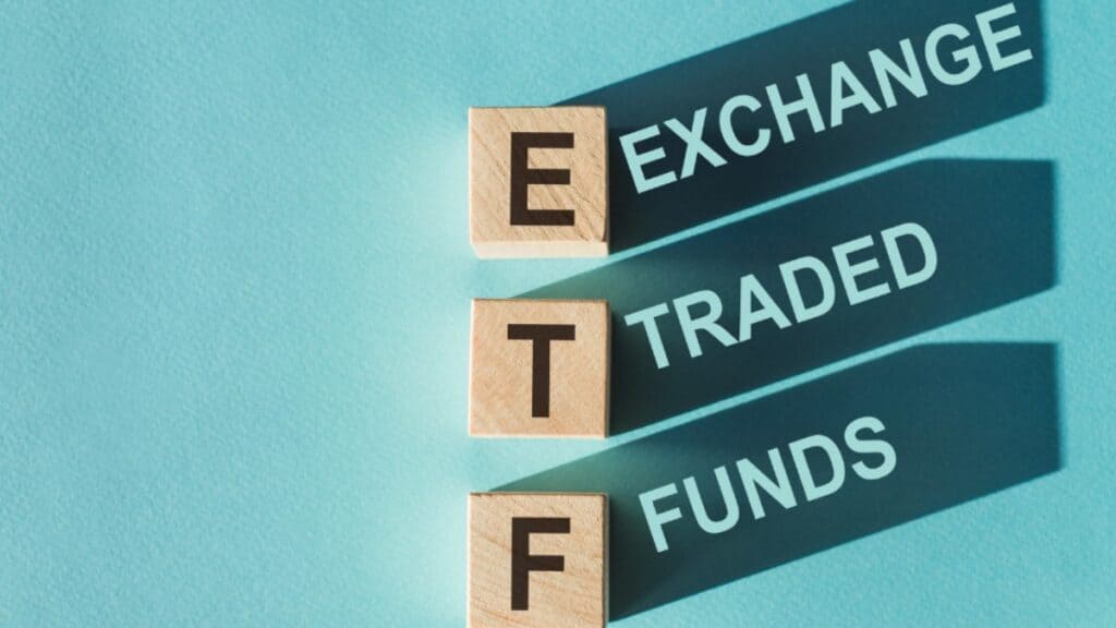 VTI vs VOO: A Comparison of Two Vanguard ETFs