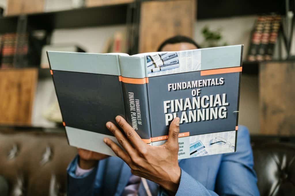 read to learn about financial planning benefits